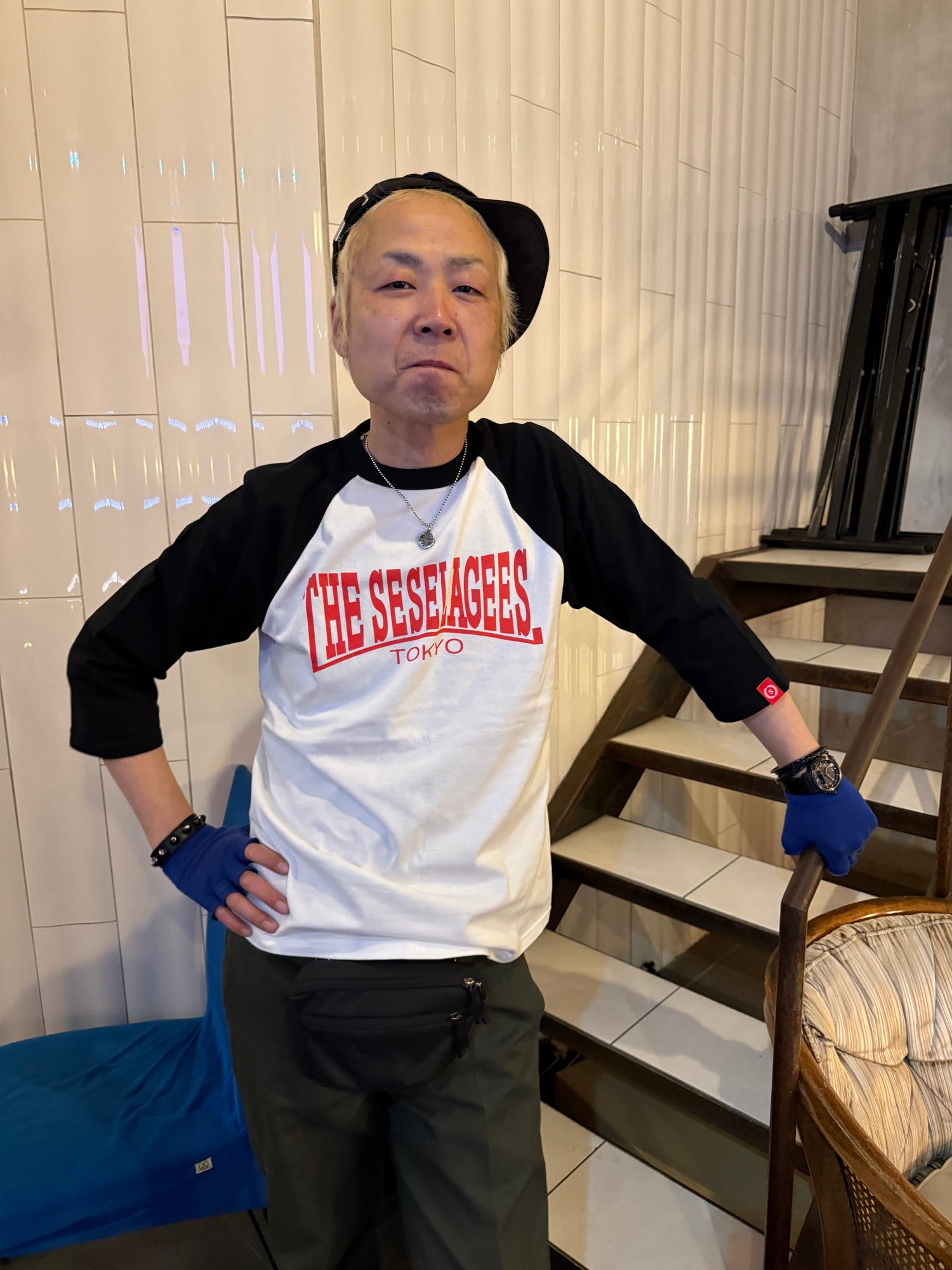 ラグランシャツ